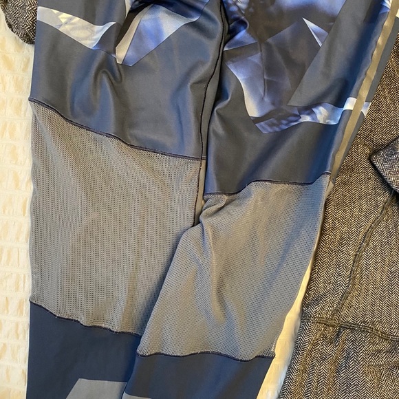 Women’s Adidas Climacool tights -medium - Picture 2 of 3